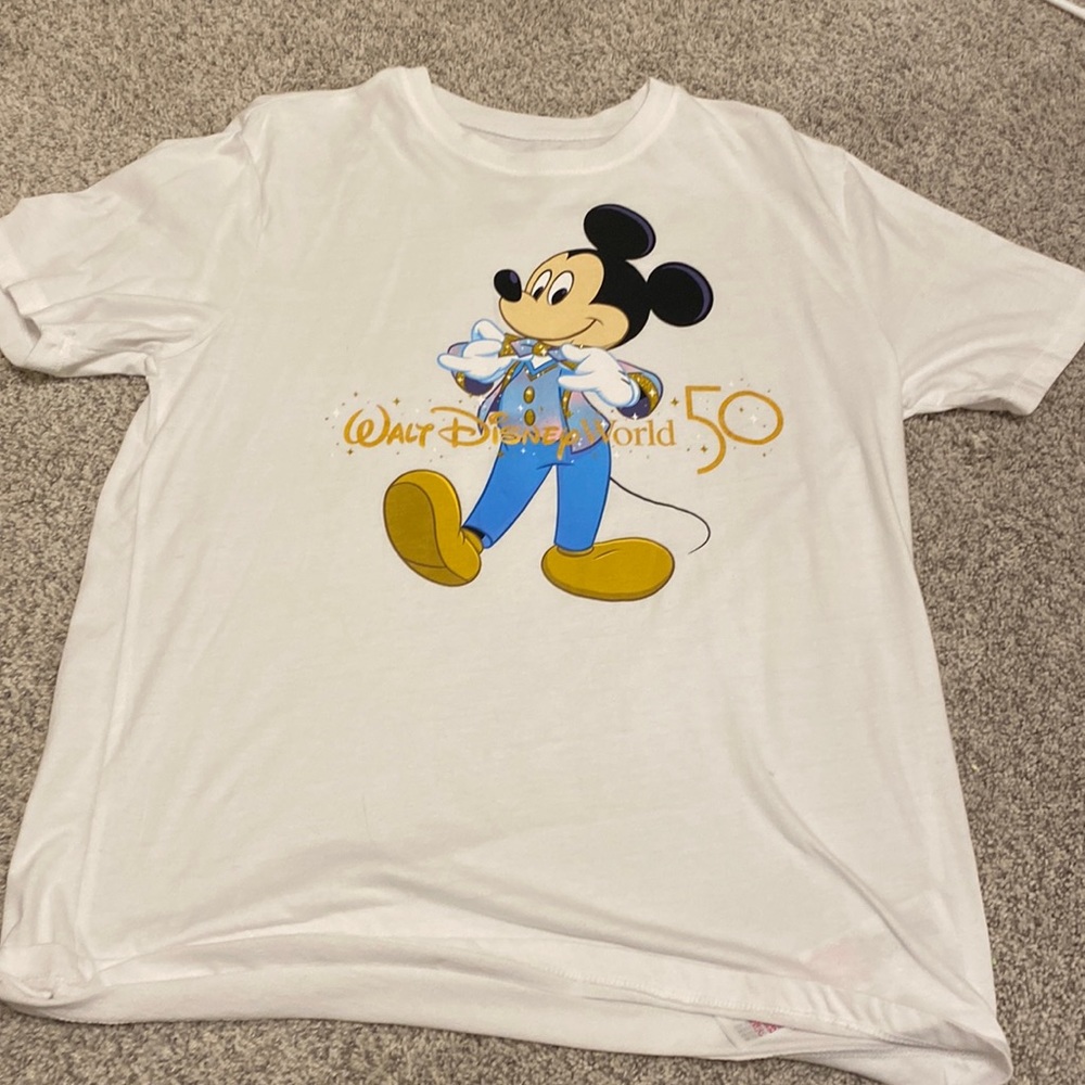Walt Disney T Shirt ✨